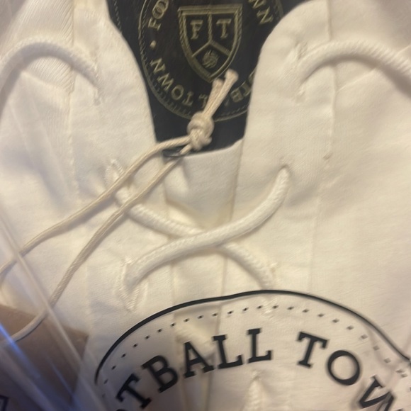 ENGLAND SHIRT FROM FOOTBALL TOWNS DESIGNER EMILO SANSOLINI MENS LARGE SLIM FIT - Picture 6 of 7